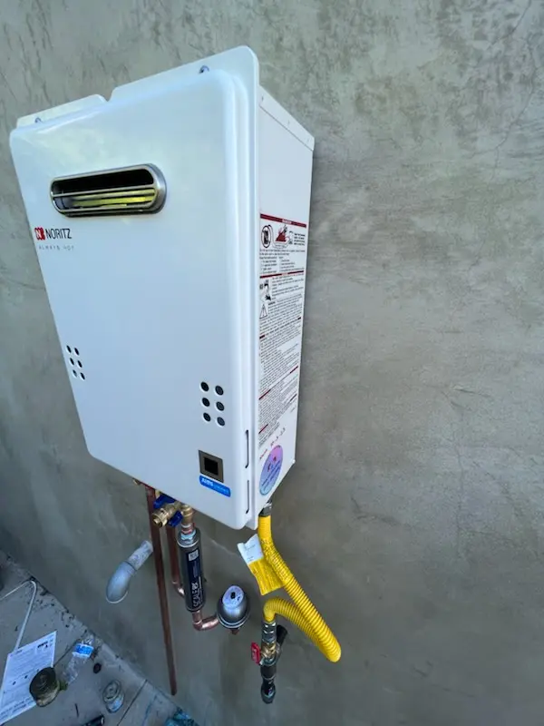 Tankless water heater installation for East Oak Hill homes